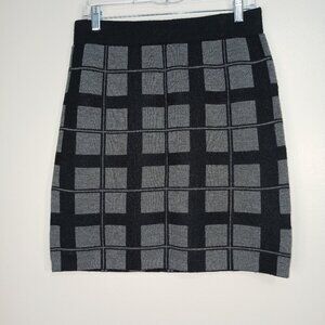 WILLI SMITH PULL ON KNIT/WOOL MIDI SKIRT, GRAY AND BLACK PLAID, SIZE MEDIUM